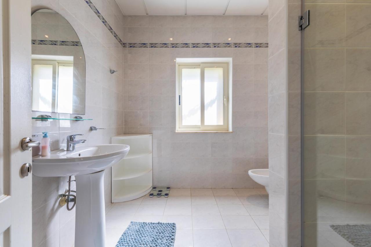 Villa Palma - Sunset Sea Views With Pool, Jacuzzi, Sauna And Games Room Mellieha Exterior photo