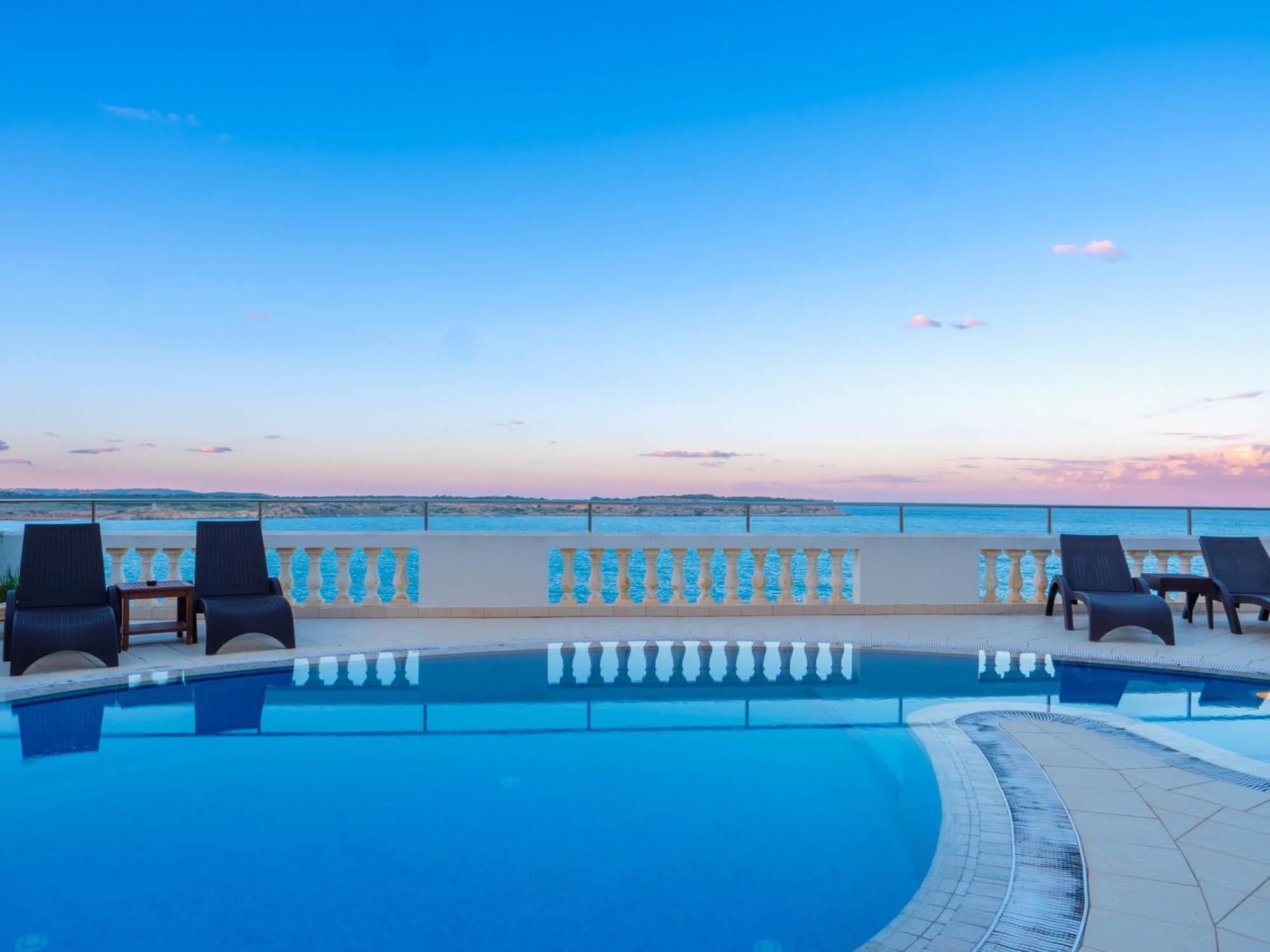 Villa Palma - Sunset Sea Views With Pool, Jacuzzi, Sauna And Games Room Mellieha Exterior photo