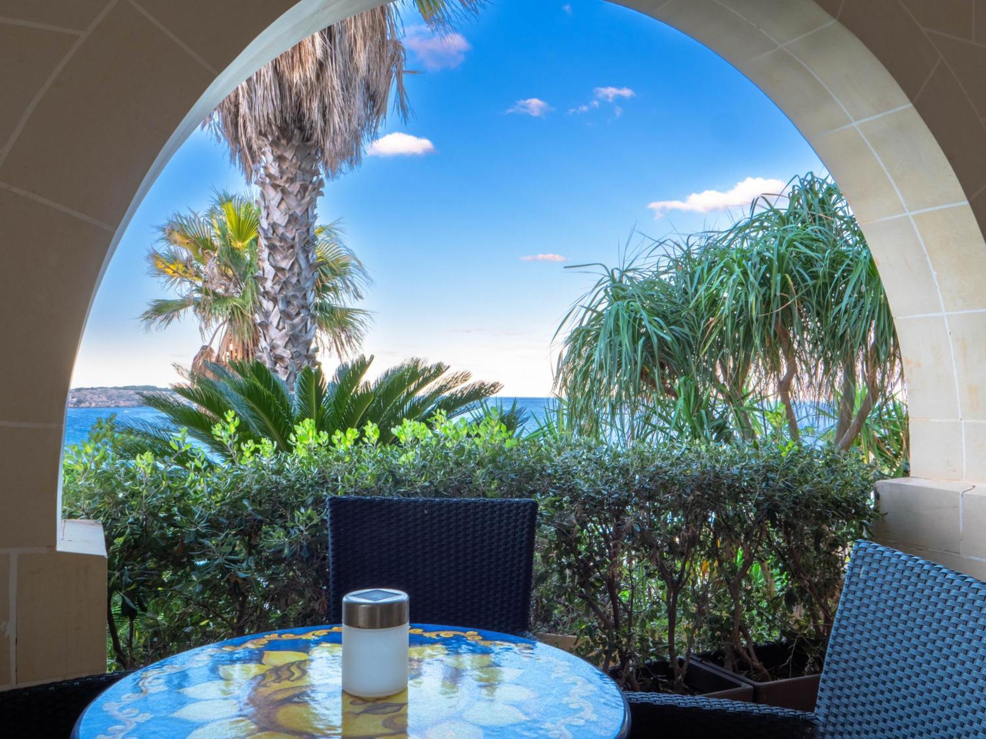 Villa Palma - Sunset Sea Views With Pool, Jacuzzi, Sauna And Games Room Mellieha Exterior photo