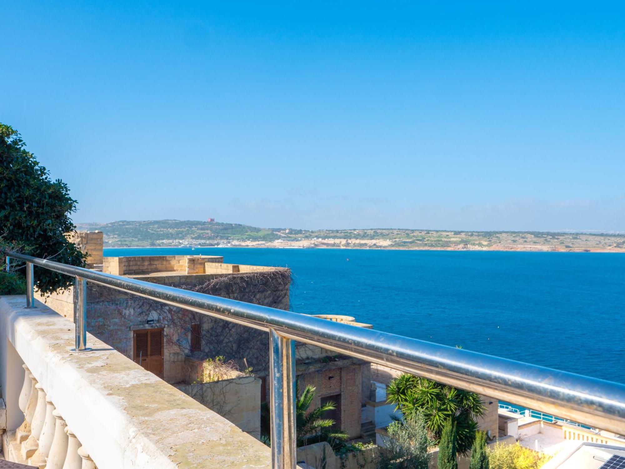 Villa Palma - Sunset Sea Views With Pool, Jacuzzi, Sauna And Games Room Mellieha Exterior photo